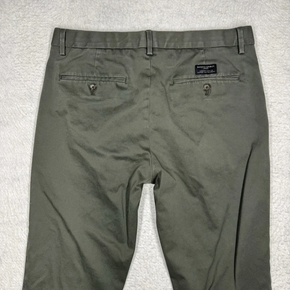 Banana Republic Aiden Slim Fit Chino Pants Olive Green Tapered Leg Men's 33x30 - Picture 12 of 13